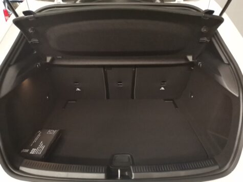 Mercedes-Benz – A 200 AMG Line Night Star