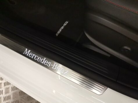 Mercedes-Benz – A 200 AMG Line Night Star