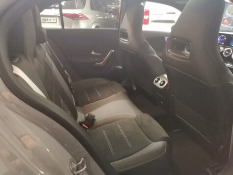 Mercedes-Benz – A 220 d AMG Line