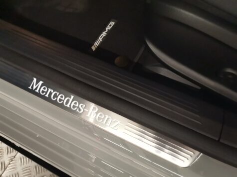 Mercedes-Benz – A 220 d AMG Line