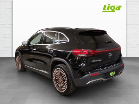 Mercedes-Benz – EQA 250