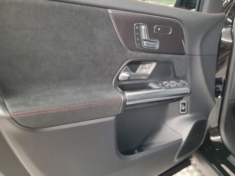 Mercedes-Benz – GLA 200 AMG Line Night Star