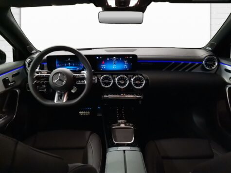 Mercedes-Benz – AMG A 35 4Matic