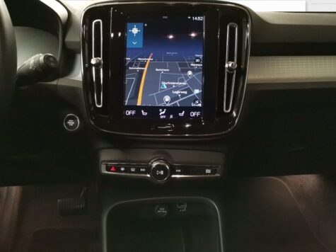 Volvo – XC40 1.5 T3 Momentum