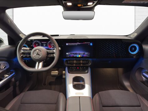 Mercedes-Benz – CLA 350 AMG Line 4Matic EQ Technology