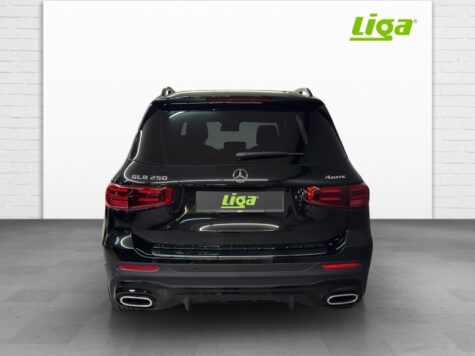 Mercedes-Benz – GLB 250 AMG Line 4Matic