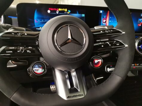 Mercedes-Benz – A 45 S AMG 4matic+