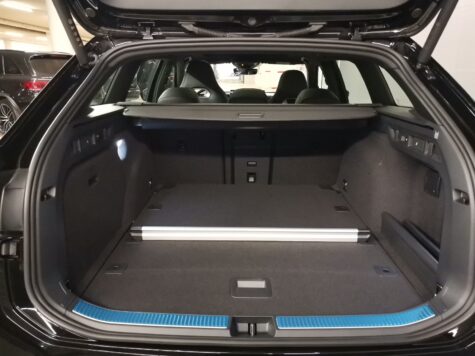 VW – Passat Variant 2.0 TDI R-Line DSG 4motion