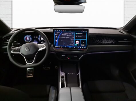 VW – Passat Variant 2.0 TDI R-Line DSG 4motion