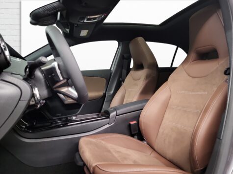 Mercedes-Benz – A 250 AMG Line 4Matic