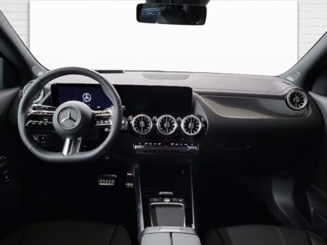 Mercedes-Benz – GLA 250 AMG Line 4 Matic Swiss Star