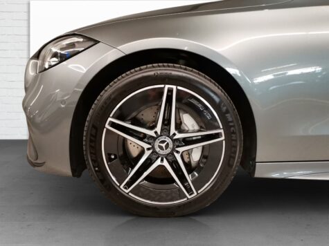 Mercedes-Benz – C 400 e AMG Line 4Matic