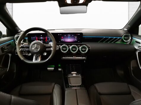 Mercedes-Benz – A 45 S AMG 4matic+