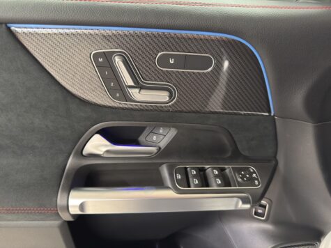 Mercedes-Benz – GLB 220 d AMG Line 4Matic