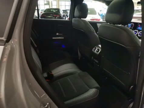 Mercedes-Benz – GLA 250 AMG Line 4Matic Swiss Star