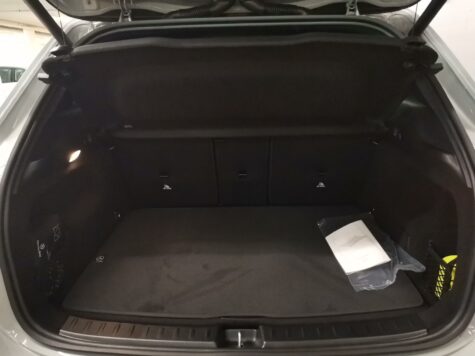 Mercedes-Benz – GLA 250 AMG Line 4Matic Swiss Star