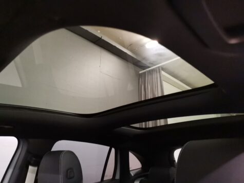 Mercedes-Benz – GLA 250 AMG Line 4Matic Swiss Star