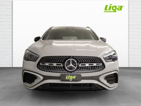 Mercedes-Benz – GLA 250 AMG Line 4Matic Swiss Star