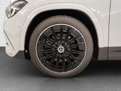 Mercedes-Benz – GLA 250 AMG Line 4Matic Swiss Star