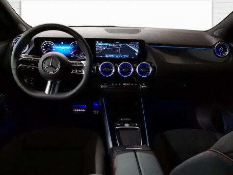 Mercedes-Benz – GLA 220 d AMG Line 4Matic Swiss Star