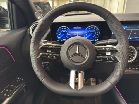 Mercedes-Benz – EQA 350 AMG Line 4Matic Excellence Edition
