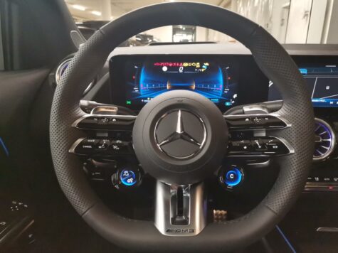 Mercedes-Benz – AMG GLA 35 4Matic