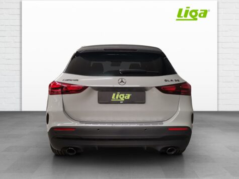 Mercedes-Benz – AMG GLA 35 4Matic
