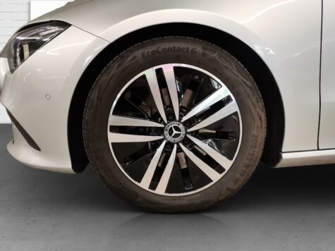 Mercedes-Benz – CLA 220 d Progressive 4matic Shooting Brake