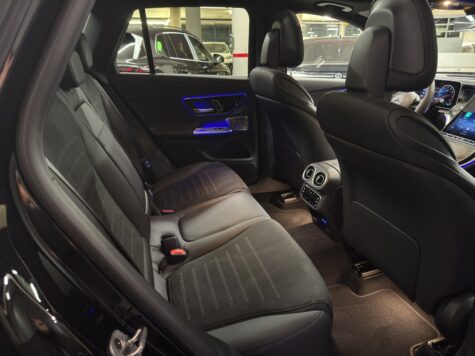 Mercedes-Benz – GLC 300 AMG Line 4Matic