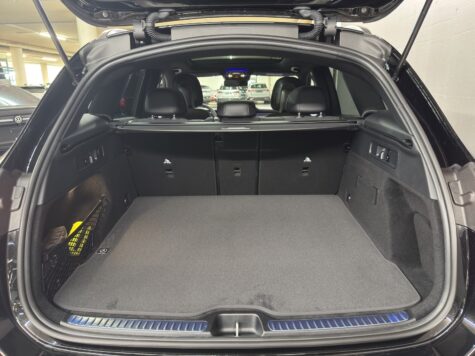 Mercedes-Benz – GLC 300 AMG Line 4Matic