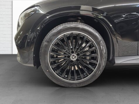 Mercedes-Benz – GLC 300 AMG Line 4Matic