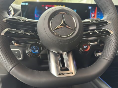 Mercedes-Benz – AMG GLA 35 4Matic