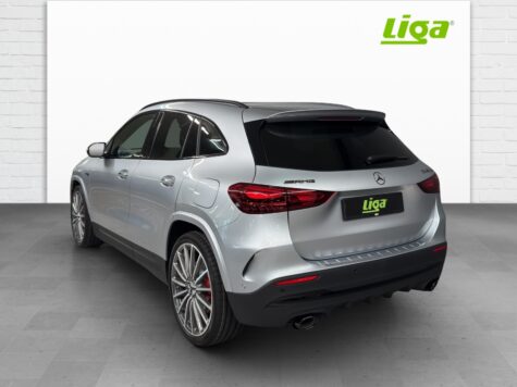Mercedes-Benz – AMG GLA 35 4Matic