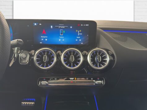 Mercedes-Benz – AMG GLA 35 4Matic