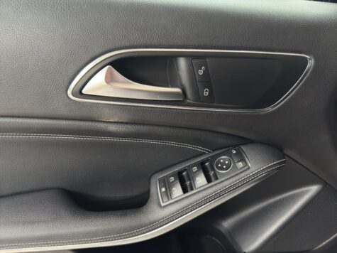 Mercedes-Benz – A 200 Urban