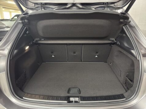 Mercedes-Benz – GLA 200 AMG Line Night Star