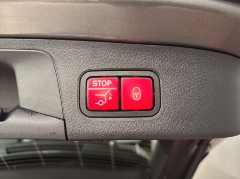 Mercedes-Benz – GLA 200 AMG Line Night Star