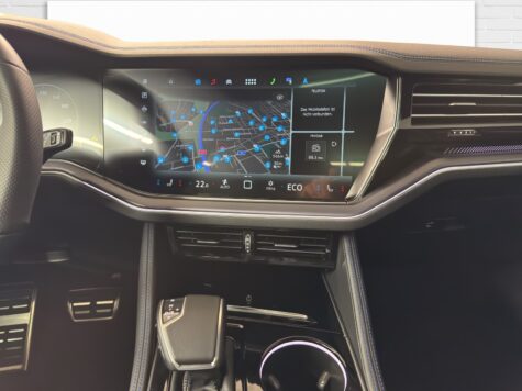 VW – Touareg 3.0 V6 TSI PHEV R United