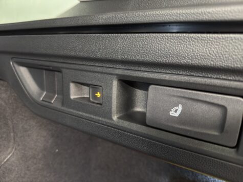 VW – Passat Variant 2.0 TDI Business DSG