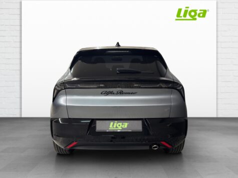 Alfa Romeo – Junior 1.2 Ibrida Q4