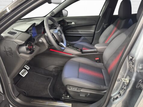 Alfa Romeo – Junior 1.2 Ibrida Q4