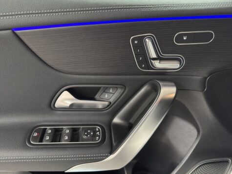 Mercedes-Benz – A 250 AMG Line 4 Matic