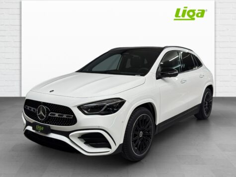 Mercedes-Benz – GLA 200 AMG Line Night Star