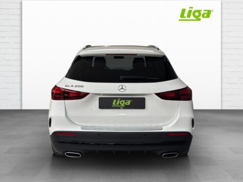 Mercedes-Benz – GLA 200 AMG Line Night Star