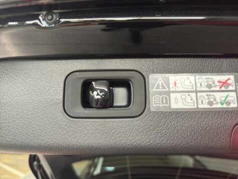 Mercedes-Benz – C 220 d AMG Line 4Matic T Swiss Star A