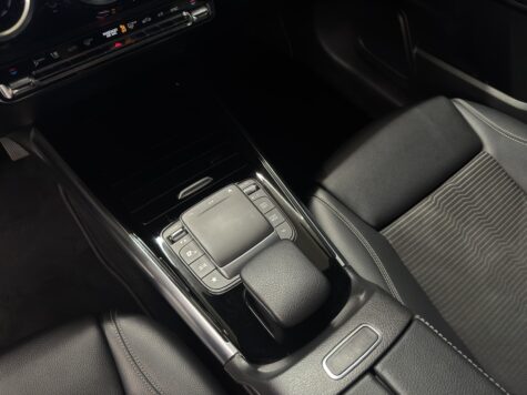 Mercedes-Benz – B 180 Progressive