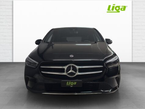 Mercedes-Benz – B 180 Progressive