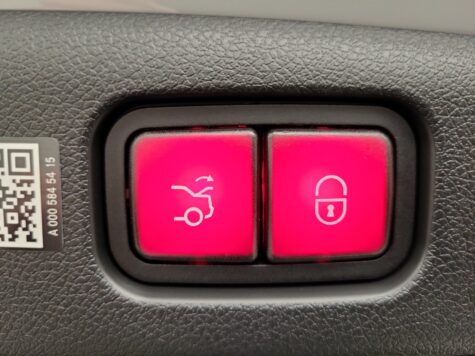 Mercedes-Benz – E 220 d AMG Line 4Matic