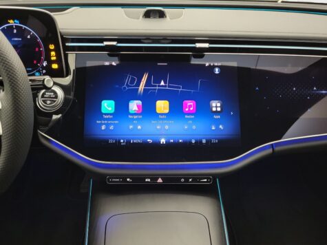 Mercedes-Benz – E 220 d AMG Line 4Matic