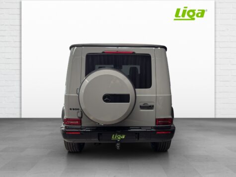 Mercedes-Benz – G 500